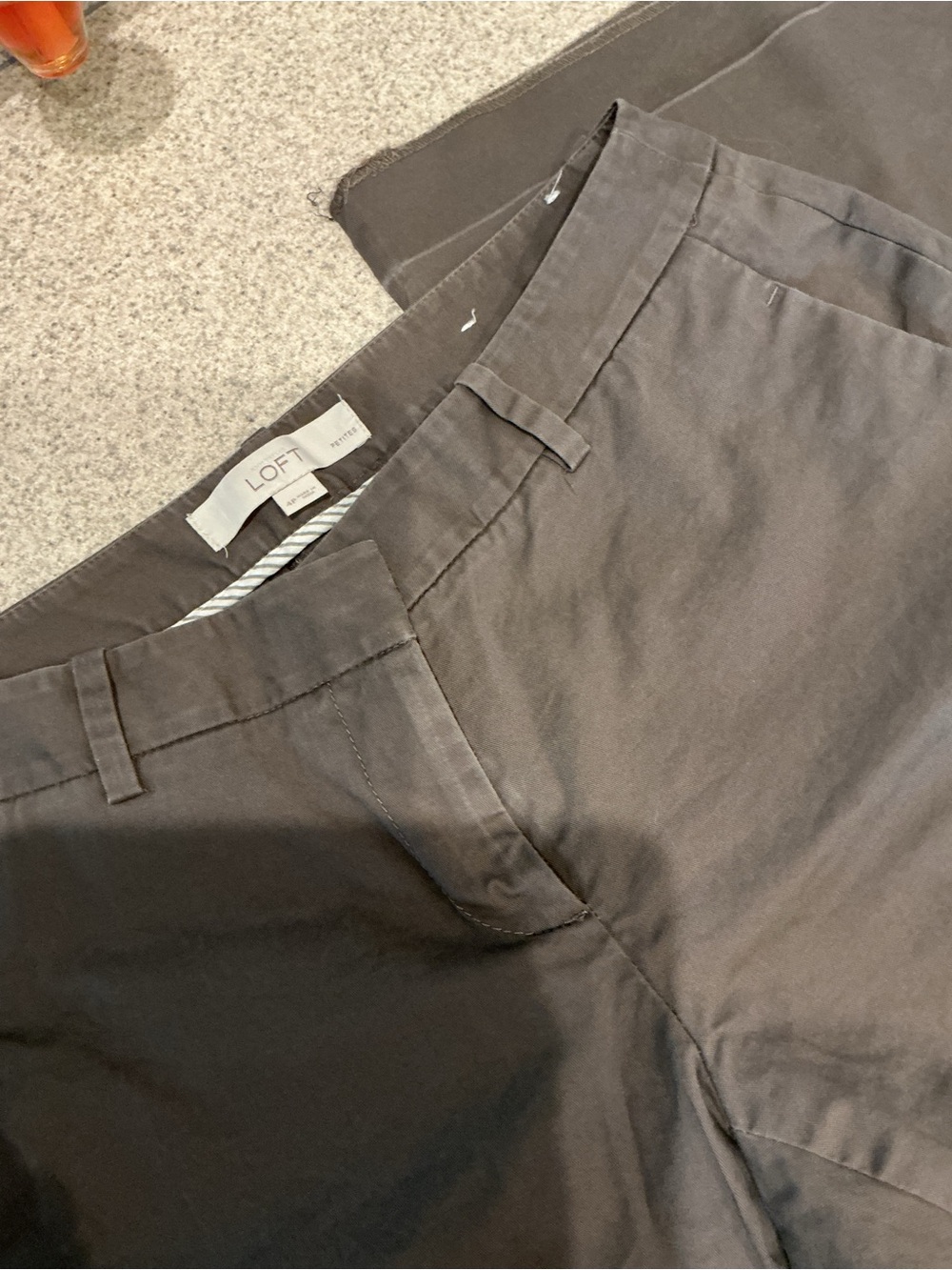 LOFT Women's Dark Gray Cropped Ankle Pants
